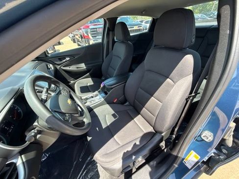 Used 2024 Chevrolet Malibu LT FWD image 37