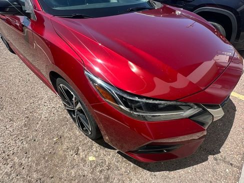 Used 2022 Nissan Sentra SR w/ SR Premium Package FWD image 25