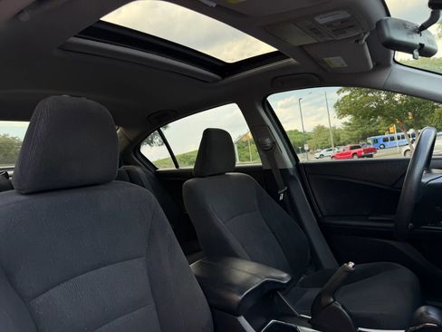 Used 2014 Honda Accord EX image 26