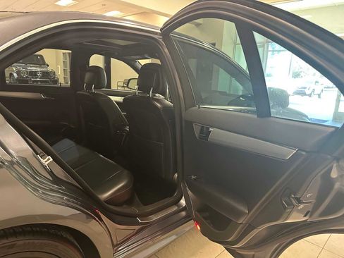 Used 2008 Mercedes-Benz C 300 Luxury image 27