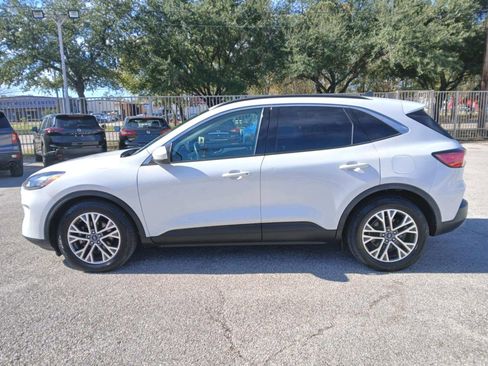 Used 2020 Ford Escape SEL image 8