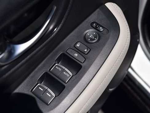 New 2026 Honda HR-V EX-L image 8