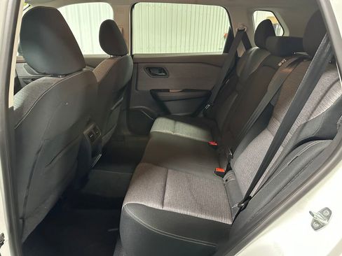 Used 2021 Nissan Rogue S AWD/4WD image 10