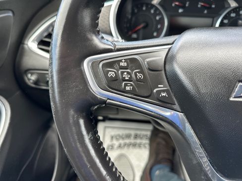 Used 2016 Chevrolet Malibu LT FWD image 12
