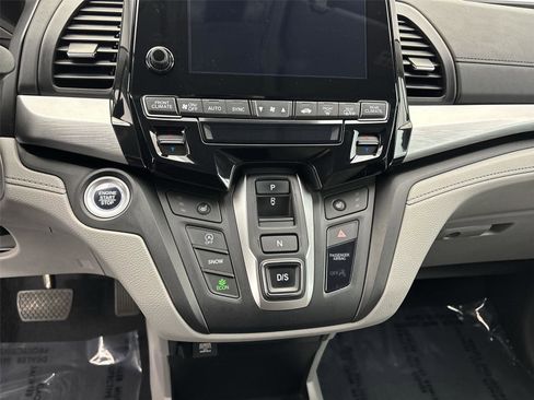 Used 2020 Honda Odyssey EX image 23