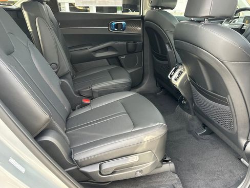 New 2026 Kia Sorento EX image 17
