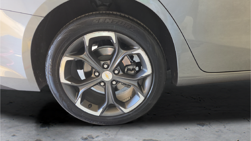 Used 2023 Chevrolet Malibu LT FWD image 38