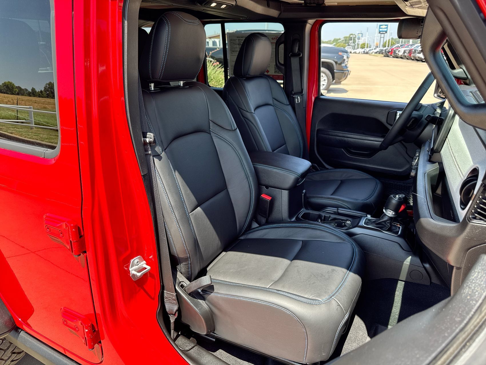 Used 2025 Jeep Wrangler Unlimited Sport S 4xe AWD/4WD image 23