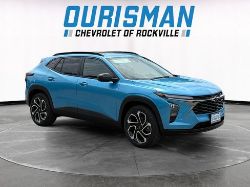New 2026 Chevrolet Trax RS w/ Sunroof Package FWD image 1