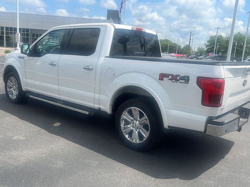Used 2019 Ford F150 Lariat w/ Equipment Group 502A Luxury AWD/4WD image 9
