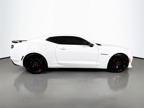 Used 2022 Chevrolet Camaro SS w/ Redline Edition image 9