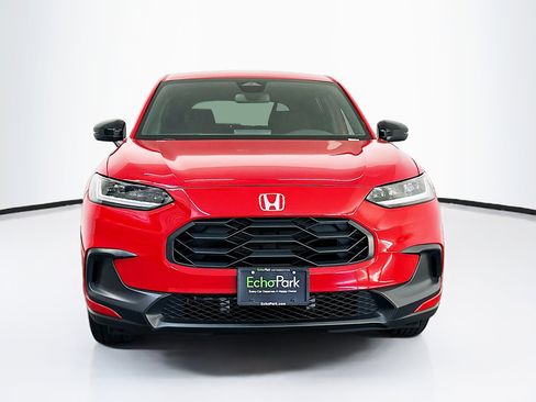 Used 2025 Honda HR-V Sport image 2