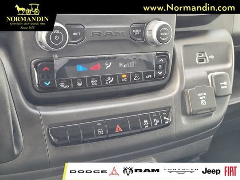 Used 2024 RAM ProMaster 2500 w/ Quick Order Package 22G SLT FWD image 11