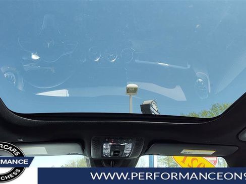 Used 2021 Mercedes-Benz GLB 250 4MATIC image 15