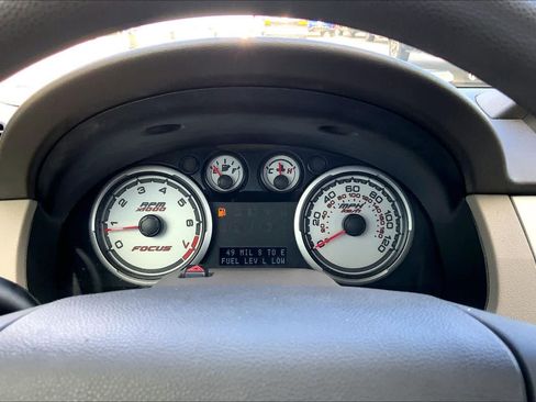 Used 2010 Ford Focus SE FWD image 24