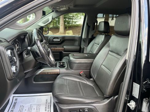 Used 2019 GMC Sierra 1500 Denali w/ Technology Package AWD/4WD image 12