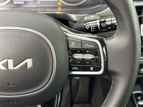 Used 2022 Kia Sorento SX image 25
