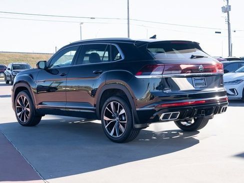 New 2026 Volkswagen Atlas Cross Sport SEL Premium R-Line AWD/4WD image 4