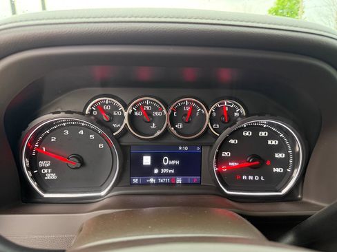 Used 2022 Chevrolet Silverado 1500 LTZ AWD/4WD image 16