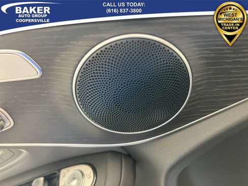 Used 2021 Mercedes-Benz GLC 300 4MATIC image 23