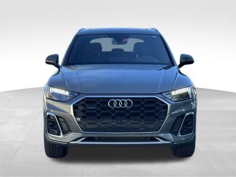 Certified 2023 Audi Q5 2.0T Premium w/ Convenience Package image 2