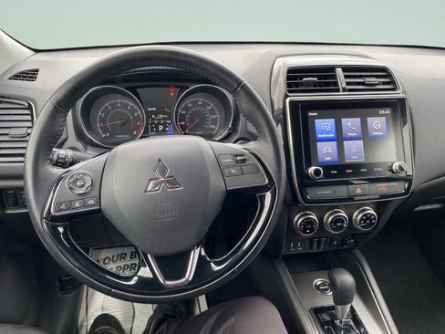 Used 2024 Mitsubishi Outlander Sport SE image 19