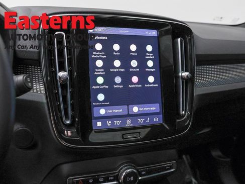 Used 2022 Volvo XC40 P8 Recharge Plus AWD/4WD image 18