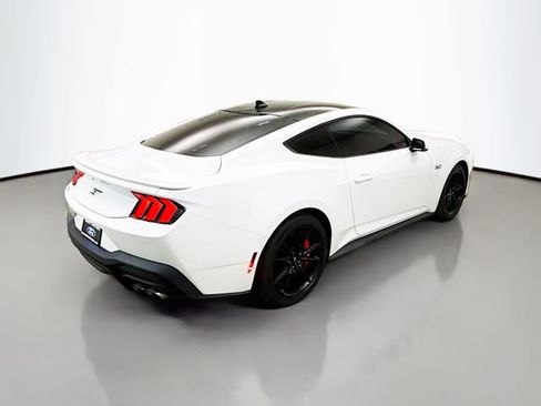 Used 2024 Ford Mustang GT Premium RWD image 7