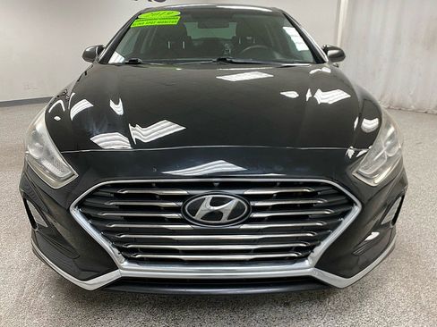 Used 2019 Hyundai Sonata SE image 2