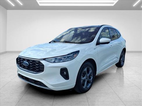 Used 2023 Ford Escape ST-Line Select w/ Tech Pack #2 AWD/4WD image 5