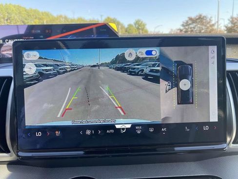 New 2025 Ford Expedition Max Active image 16