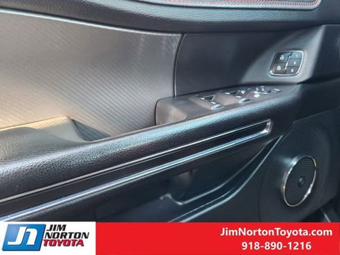 Used 2021 Ford Expedition Limited image 25