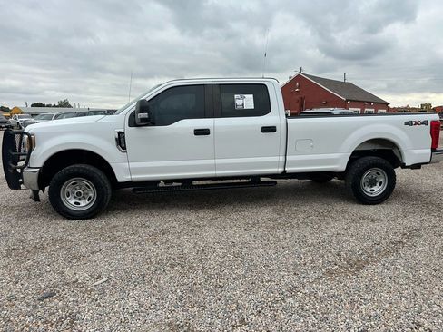 Used 2017 Ford F250 XL w/ Power Equipment Group image 4