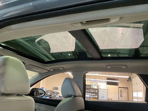 New 2026 Hyundai Tucson Limited w/ Tow & Go Package image 9