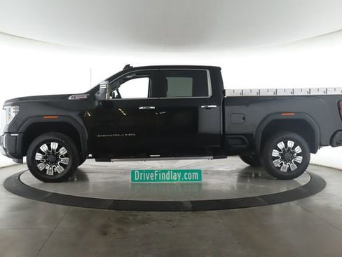 Used 2026 GMC Sierra 2500 Denali w/ Denali Reserve Package AWD/4WD image 9