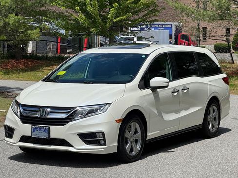 Used 2018 Honda Odyssey EX-L image 3