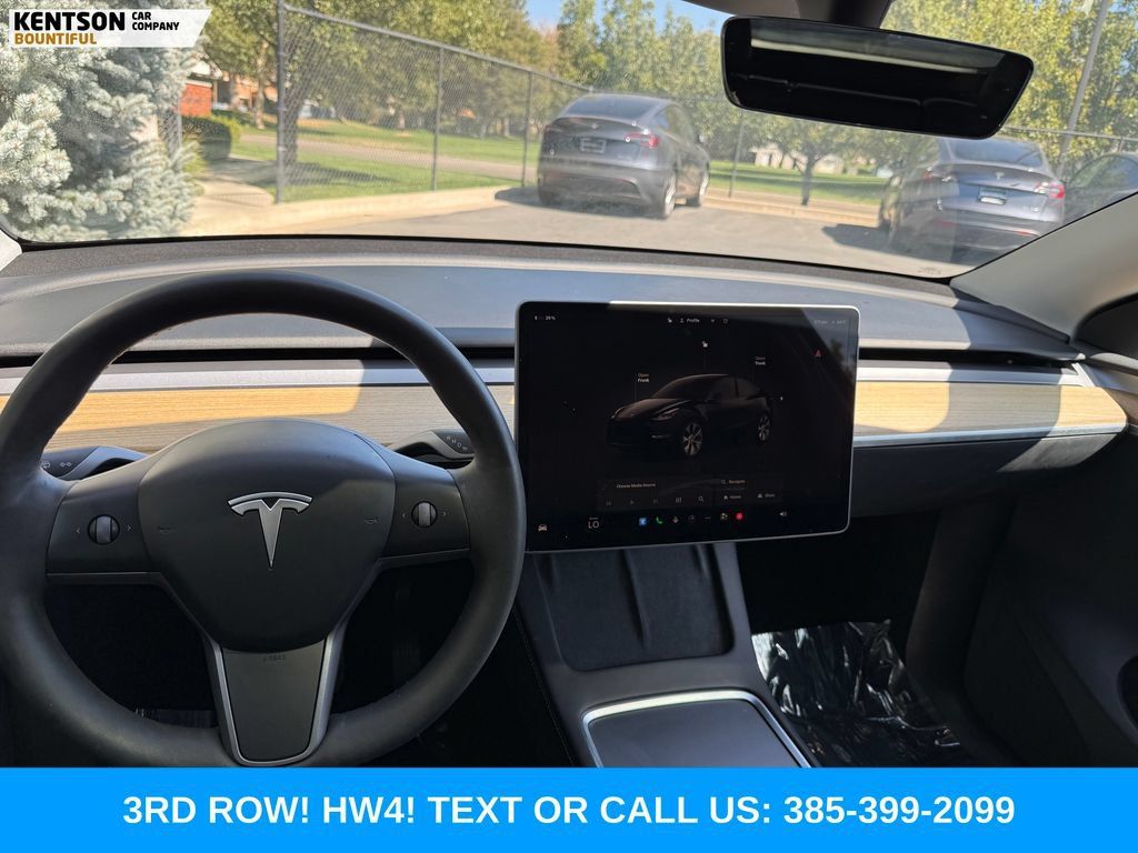 Used 2023 Tesla Model Y Long Range AWD/4WD image 17