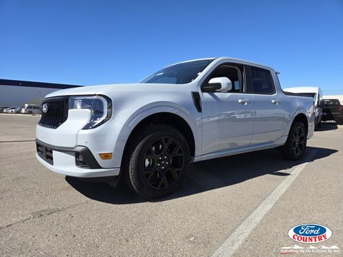 New 2026 Ford Maverick Lobo AWD/4WD image 2