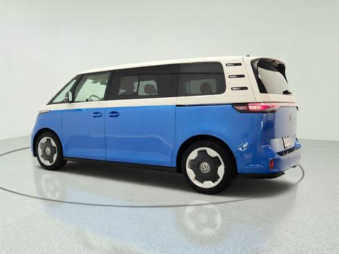 Used 2025 Volkswagen ID. Buzz Pro S Plus AWD/4WD image 7