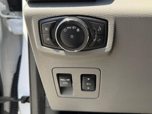 Used 2020 Ford F150 XLT w/ Equipment Group 301A Mid RWD image 38