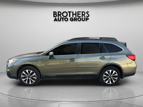 Used 2015 Subaru Outback 3.6R Limited AWD/4WD image 25