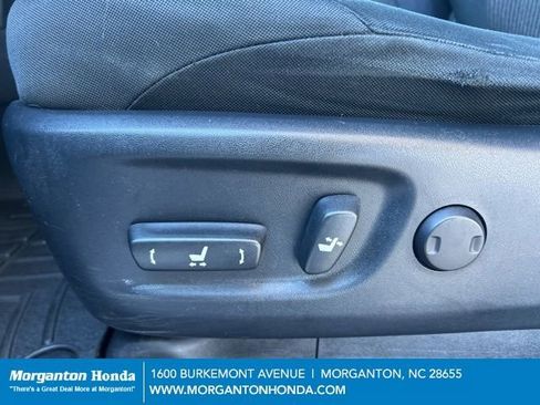 Used 2017 Toyota 4Runner TRD Off-Road image 17