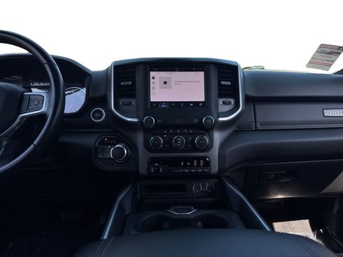 Used 2022 RAM 1500 Big Horn AWD/4WD image 11