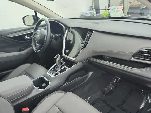 Certified 2025 Subaru Outback Onyx Edition AWD/4WD image 25