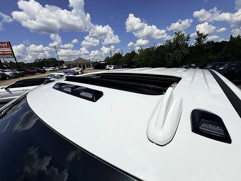 Used 2023 GMC Sierra 2500 AT4 w/ AT4 Premium Plus Package AWD/4WD image 56