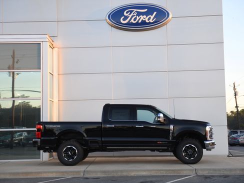 New 2026 Ford F250 King Ranch w/ Tremor Off-Road Package image 2