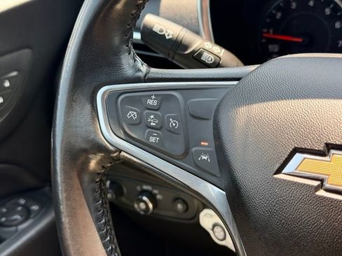 Used 2020 Chevrolet Equinox LT w/ Driver Convenience Package FWD image 11
