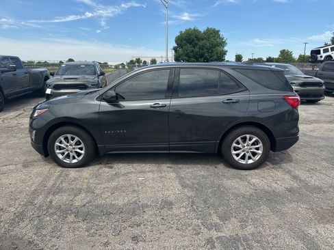 Used 2018 Chevrolet Equinox LS FWD image 9