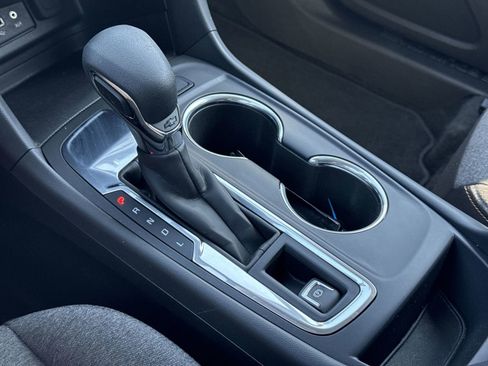 Used 2024 Chevrolet Equinox LT image 26