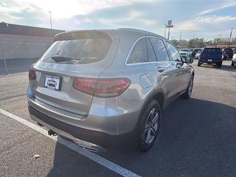 Used 2022 Mercedes-Benz GLC 300 image 5